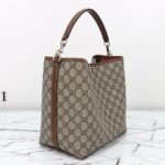 Gucci GG Emblem bucket bag - Medium - Image 11