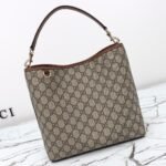 Gucci GG Emblem bucket bag - Medium - Image 9