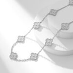 Van Cleef and Arpels Vintage Alhambra long necklace 20 motifs - Image 7