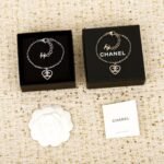 CHANEL CC Heart bracelet - Image 5