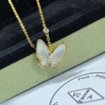 Van Cleef and Arpels Two Butterfly pendant - Image 2