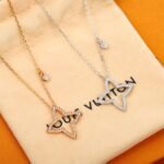 LOUIS VUITTON Ombre Blossom Pendant - Image 2