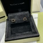 Van Cleef and Arpels Sweet Alhambra earstuds - Image 4