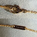 Van Cleef and Arpels Vintage Alhambra pendant - Image 4