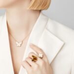 Van Cleef and Arpels Lucky Alhambra butterfly pendant - Image 3