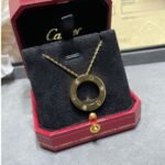CARTIER LOVE pendant 3 diamonds - Image 2