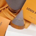 LOUIS VUITTON Idylle Blossom Monogram Bracelet - Image 5