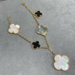 Van Cleef and Arpels Magic Alhambra bracelet 5 motifs - Image 3