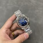 Rolex Daydate 40 mm President Fluted Bezel Blue ombre Dial 228236 - Image 4