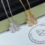 Van Cleef and Arpels Frivole pendant small model - Image 4