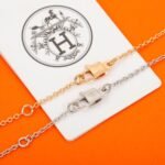 HERMES Amulettes Kelly pendant - Image 3