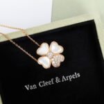 Van Cleef and Arpels Cosmos clip pendant medium model - Image 3