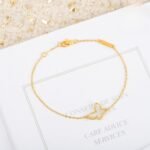 Van Cleef and Arpels Sweet Butterflies bracelet - Image 2