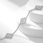 Van Cleef and Arpels Vintage Alhambra long necklace 20 motifs - Image 5