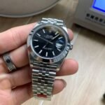 Rolex Datejust 41 mm Jubilee Smooth Bezel Bright black Dial 126300 - Image 4