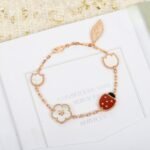 Van Cleef and Arpels Lucky Spring bracelet 5 motifs - Image 2