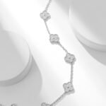 Van Cleef and Arpels Vintage Alhambra long necklace 20 motifs - Image 6