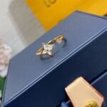 LOUIS VUITTON Color Blossom Mini Star Ring - Image 2